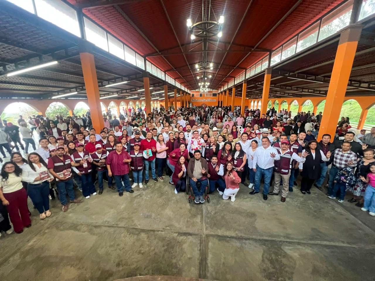 Llenos totales en Asambleas Informativas de Esteban Ramírez Zepeta en Coatepec y Huatusco